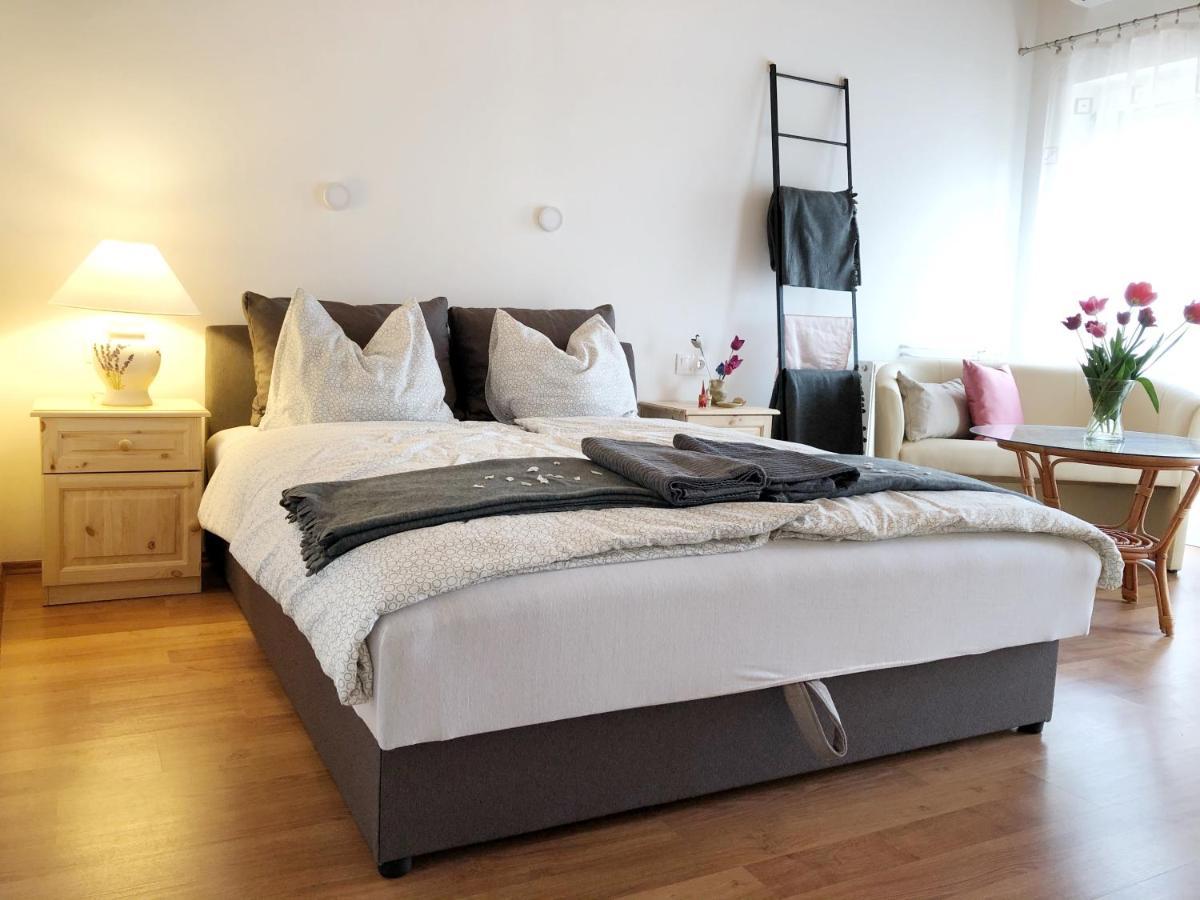 Balaton Apartman Paloznak Buitenkant foto