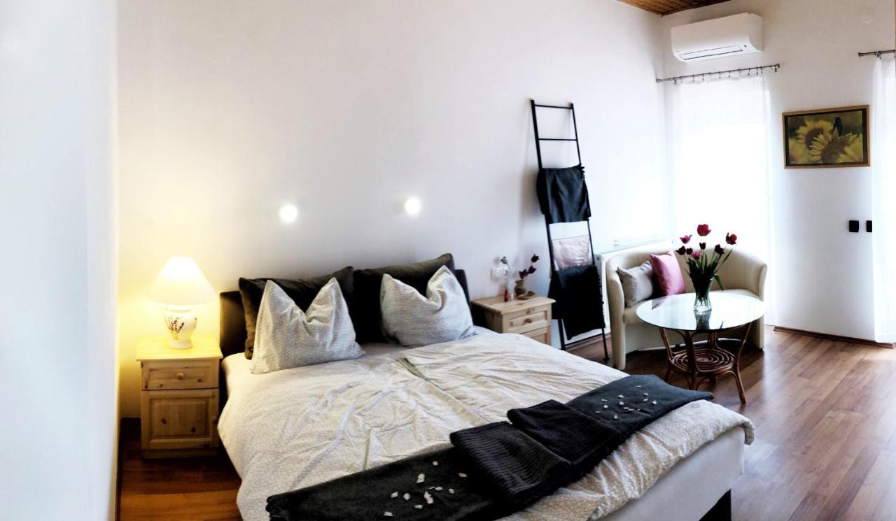 Balaton Apartman Paloznak Buitenkant foto