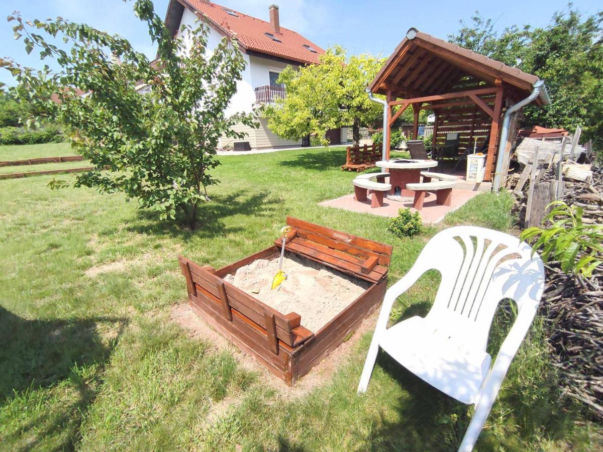 Balaton Apartman Paloznak Buitenkant foto