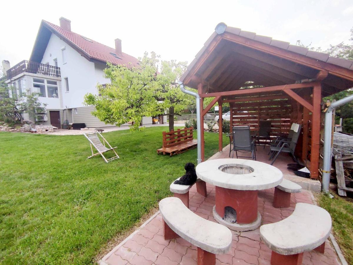Balaton Apartman Paloznak Buitenkant foto
